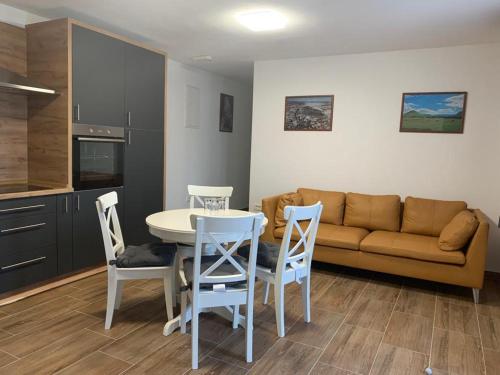 virtuve, Apartmani Albatros in Perušić