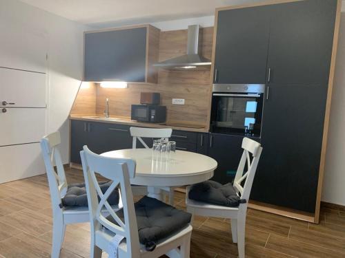 virtuve, Apartmani Albatros in Perušić