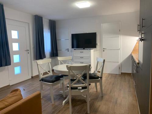 Iekārtas, Apartmani Albatros in Perušić