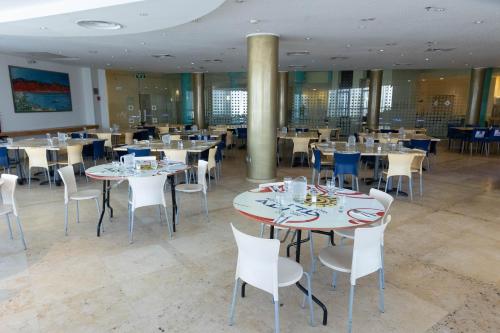 Adi Hotel - image 3