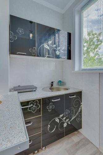 YourHouse Микрорайон Жетысу-2, дом 66 - экономичнее квартиры, уютнее гостиницы, Drūzhba (Foto 3)