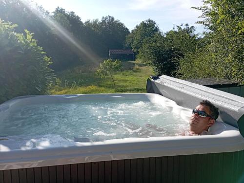 Gîtes Périgord Rocamadour Sarlat Gourdon naturiste de juin à sept