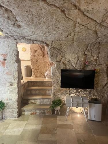 Grotta Carlotta – Ostuni, AR