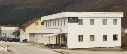 Systra Hotel Søvik - Syvik