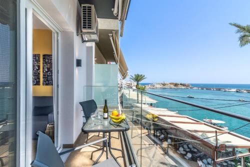 Luxury SeaSide Suites in Creta