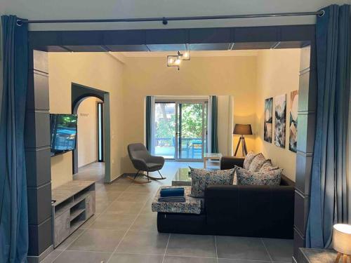 Spacious and beautiful house in 泰普希賽-烏永尼區