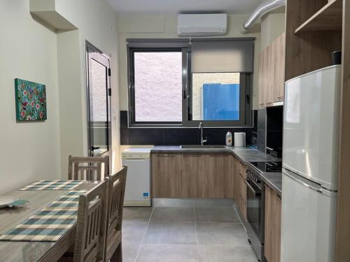 廚房, Spacious and beautiful house in 泰普希賽-烏永尼區