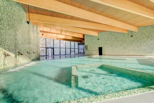 480800151 Hôtel Cailler & Bains de la Gruyère