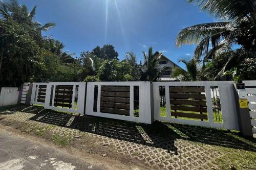 Tropical 3-bedrooms Coastal Residence Creolia2