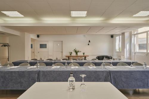 Tres Torres Atiram Hotels - image 5