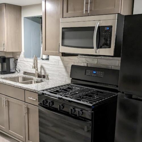 Modern 2 BDRM Apartment in Chicago in Chicago, USA