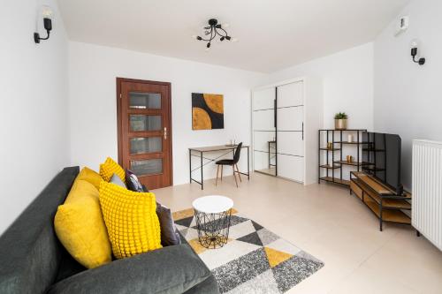 Browary Warszawskie Modern Studio by BookingHost, Warsaw