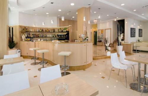 Hotel Olympic 4