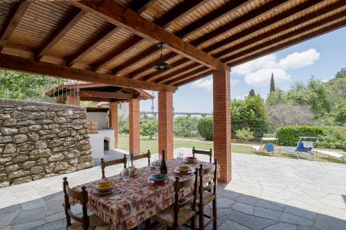  Relaxing Holiday! Sanremo Garden Villa, Unterkunft in San Bartolomeo