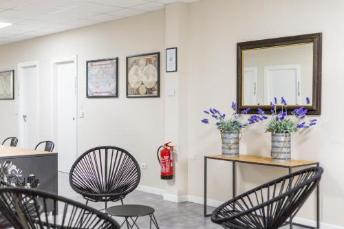 Playground, Piccolo Catalunya Hostel in Alghero