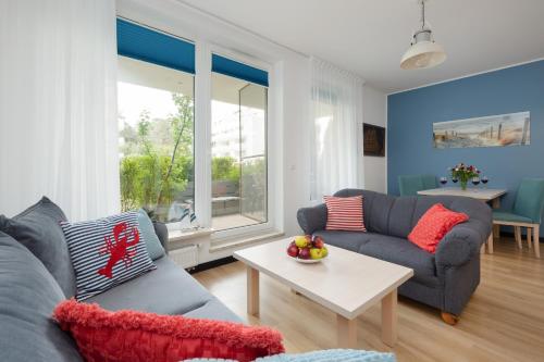 Apartamenty Aquamarina by Renters - image 12