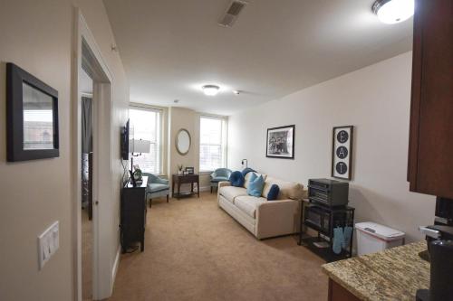 Stay at the Historic Inman - image 2