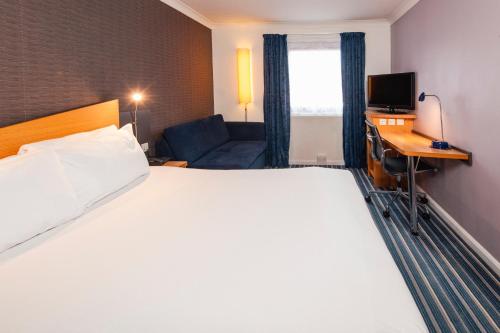 Holiday Inn Express London - Wandsworth, an IHG Hotel