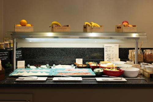 Catalonia Albeniz - image 14