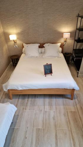 B&B Fine Fleur - image 11