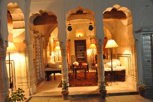 Lobby, Hotel Chobdar Haveli in Mandawa