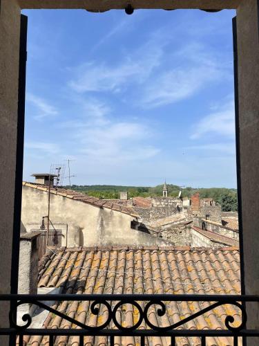 Maison de 6 chambres avec terrasse amenagee et wifi a Montfrin