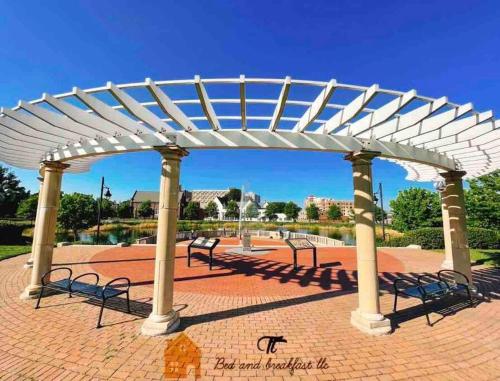 THE ECO HOME. Entire place with private parking in Вілмінгтон