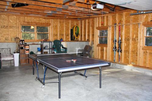 Updated Log Cabin Near Story Land and Dianas Baths! - image 17