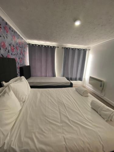 Picture of Spacious One Bedroom Flat With River View, 1E