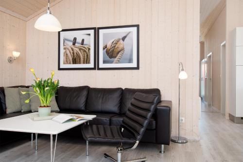 Resort 2 Beach House B 39