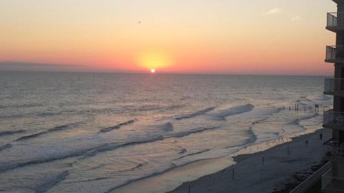 1 Bedroom -1 Bath Ocean View Condo At Ocean Trillium 503 in New Smyrna Beach, USA