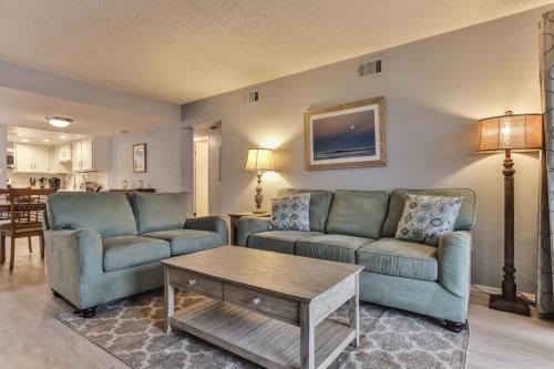 Lovely 2 Bedroom 2 Bath Castle Reef Condo in New Smyrna Beach, USA