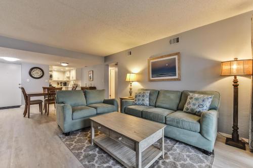 Lovely 2 Bedroom 2 Bath Castle Reef Condo in New Smyrna Beach, USA