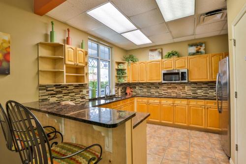 Stunning 2 Bedroom 2 Bath Oceanwalk Condo - image 3