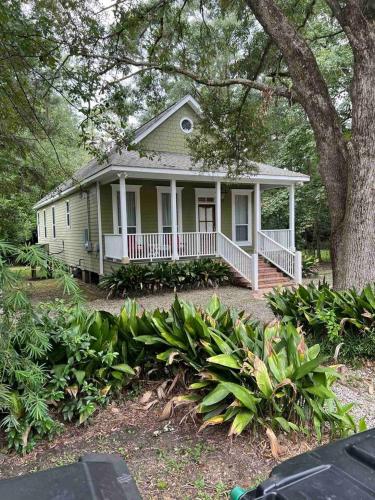 Downtown Cottage of Abita Springs