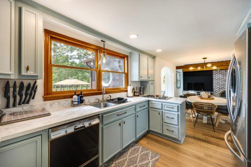Waterfront Heathsville Cottage with Dock and Hot Tub! in Reedville, USA