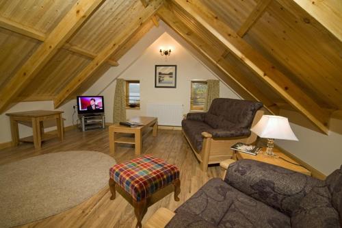 Clan Cottages - image 11