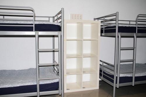 Letto a Castello in Dormitorio Misto con 8 Letti  - Non rimborsabile