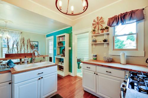 Red Lodge Home on Broadway - 15 Min to Ski Resort! - image 7