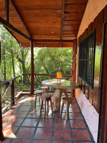 陽台/露台, Cabañas Lunas del Poás (Cabanas Lunas del Poas) in 普阿西多