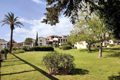 Chez Adriana Appartement Cosy avec Jardin, proche plage - Location saisonnière - Grimaud