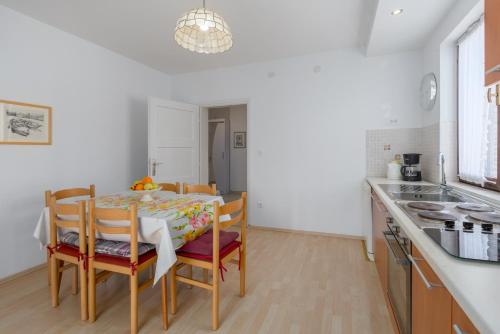 設施, Apartments with WiFi Rovinj - 7144 in 蒙塞納