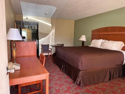 Gateway Lodge - image 14