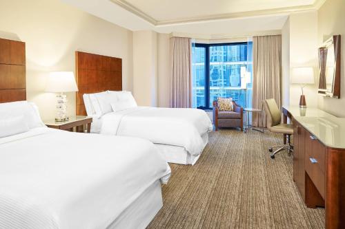 Traditional Double Room with Two Double Beds image 3