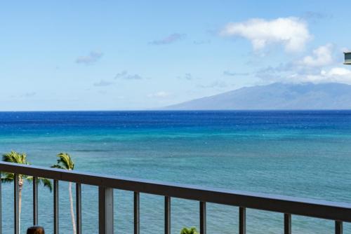Royal Kahana 702 Studio Condo - image 8