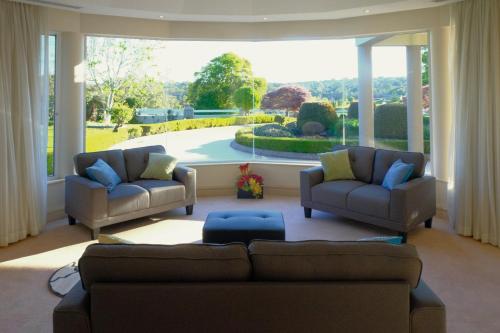 Kellyville Luxury 5 Br House Quiet & Spacious photo 1