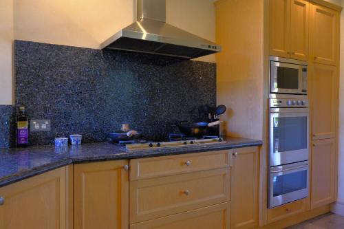 Kellyville Luxury 5 Br House Quiet & Spacious photo 3