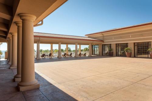 Marriott Myrtle Beach Resort & Spa at Grande Dunes - image 9