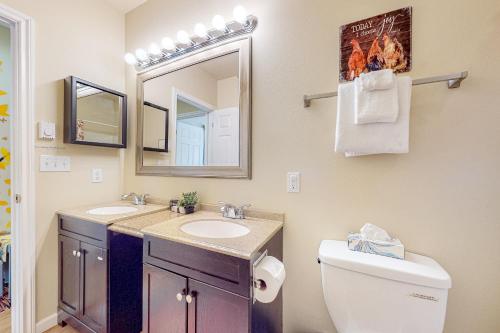 Cedars Hideaway B Cedars Hideaway B