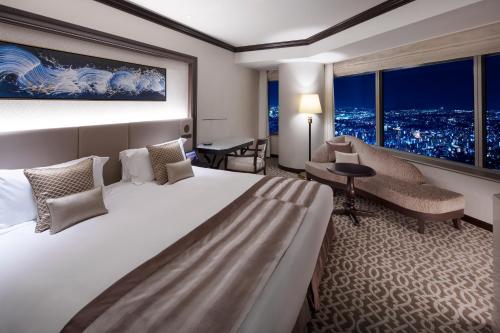 Sky Resort Floor The Club Corner Double Room with City View